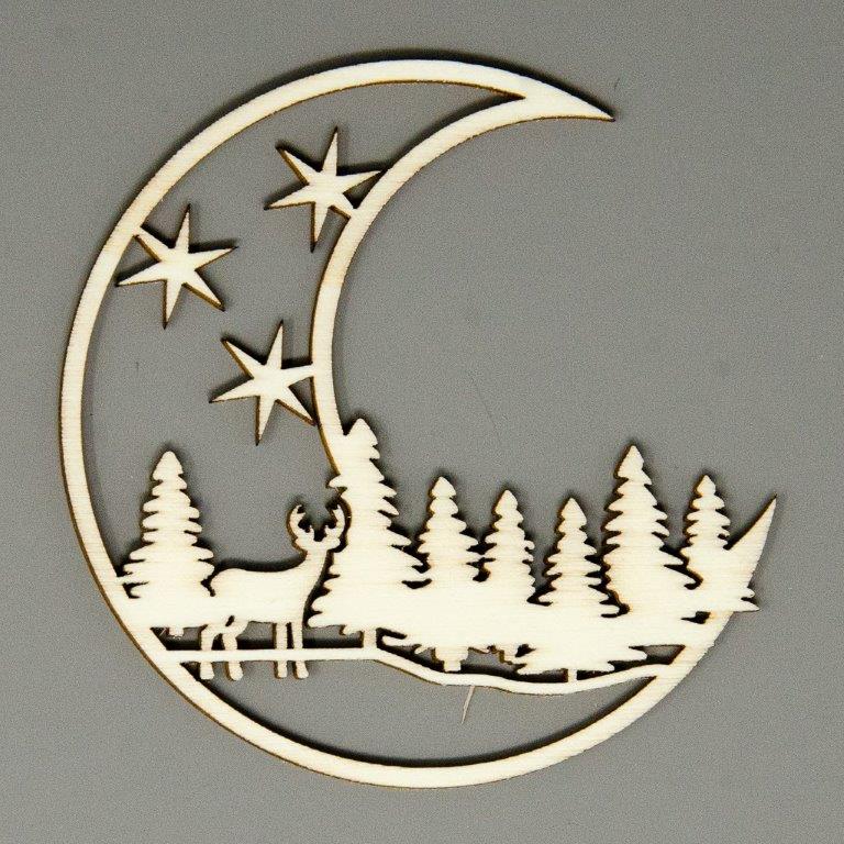Mond mit Waldlandschaft